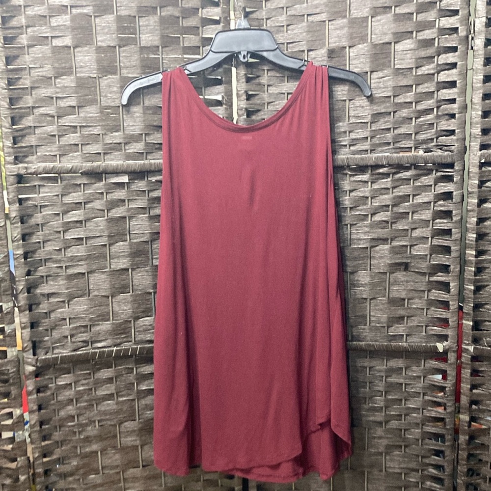 Old Navy Medium Burgundy Sleeveless Top - great for layering or wearing alone